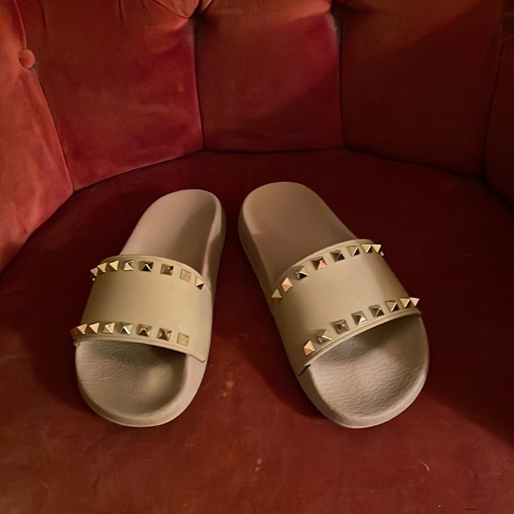 Valentino Rockstud Spiked Pool Slides
